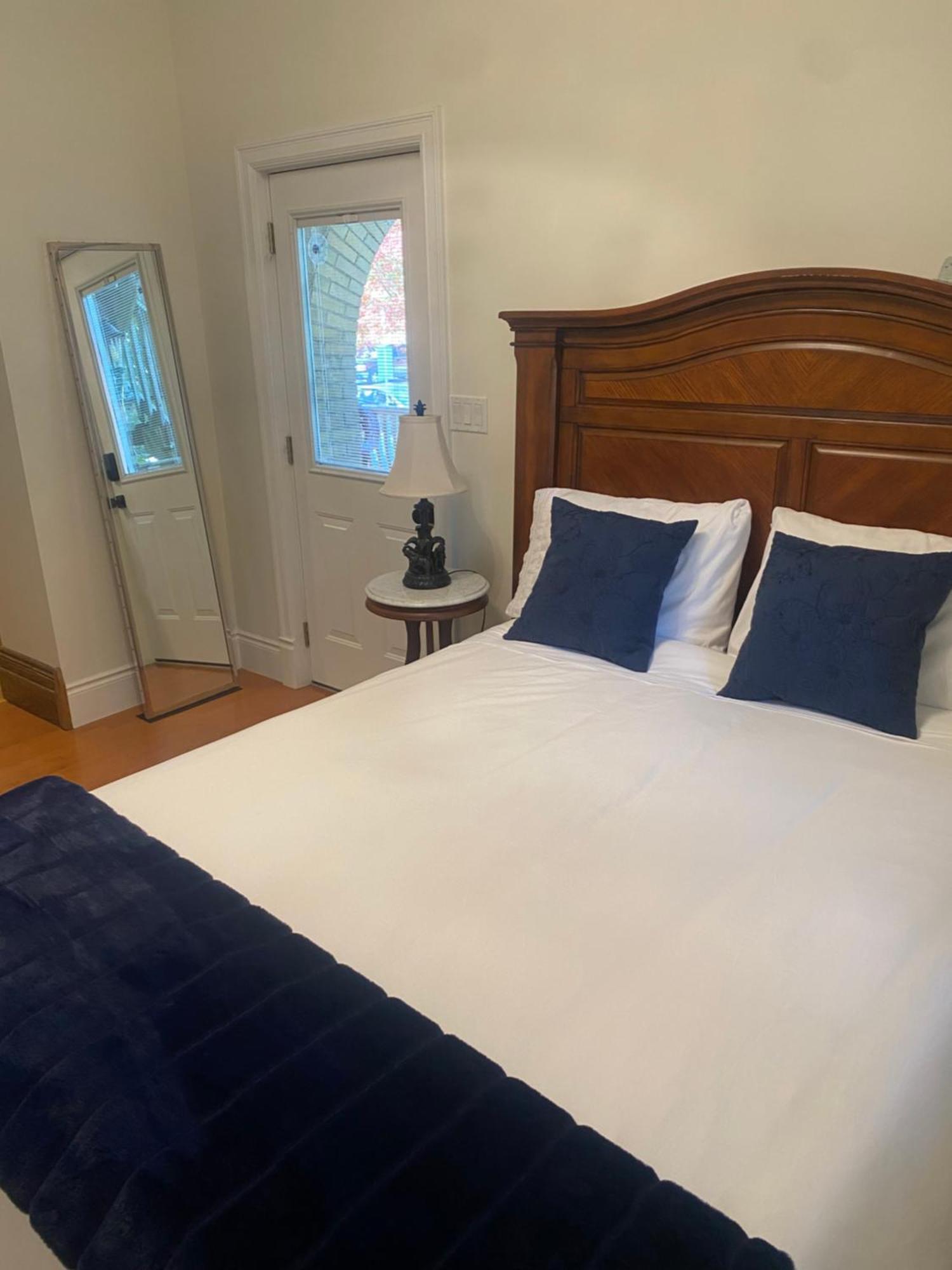 North Of Avon B&B Suites ストラトフォード エクステリア 写真
